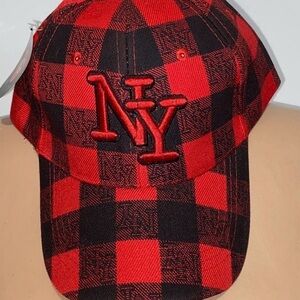 G Men's Black Red Check Curved Peak New York Adjustable Baseball Cap NWT